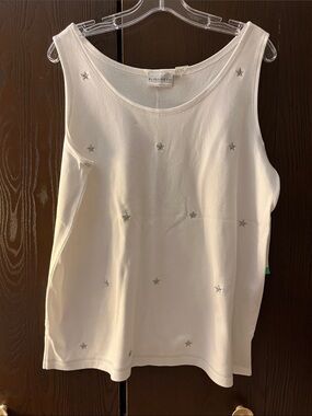 Elizabeth sleeveless white tee with silver stars on the front. Size 1. NWT